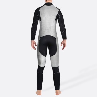 Skin-friendly and stretchy men's full-length wetsuit