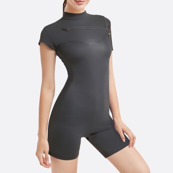 Super stretch black women's short-sleeved wetsuit