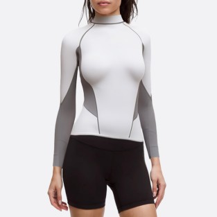 Lightweight and stylish women's wetsuit top